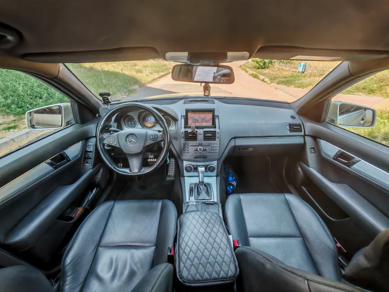 Mercedes-Benz C 350 Avantgarde AMG Pack, снимка 10 - Автомобили и джипове - 51549113