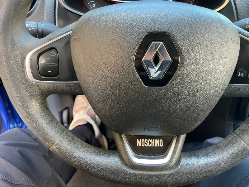Renault Clio dCi 8V 90 CV 5P Moschino Intens (66 kw) Euro 6, снимка 13 - Автомобили и джипове - 52191530