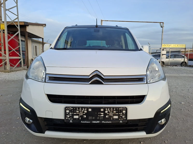 Citroen Berlingo 1.6i/НАВИ/ПАНОРАМА/ПАРКТРОН/ЛЕД/160000км/EUR6, снимка 2 - Автомобили и джипове - 52819192