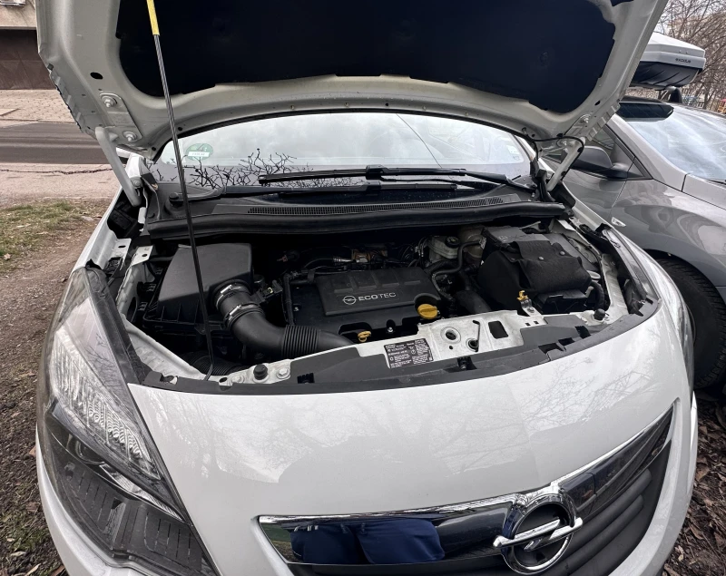 Opel Meriva 1, 4 TURBO 120hp РЕГИСТРИРАНА, снимка 5 - Автомобили и джипове - 53015081