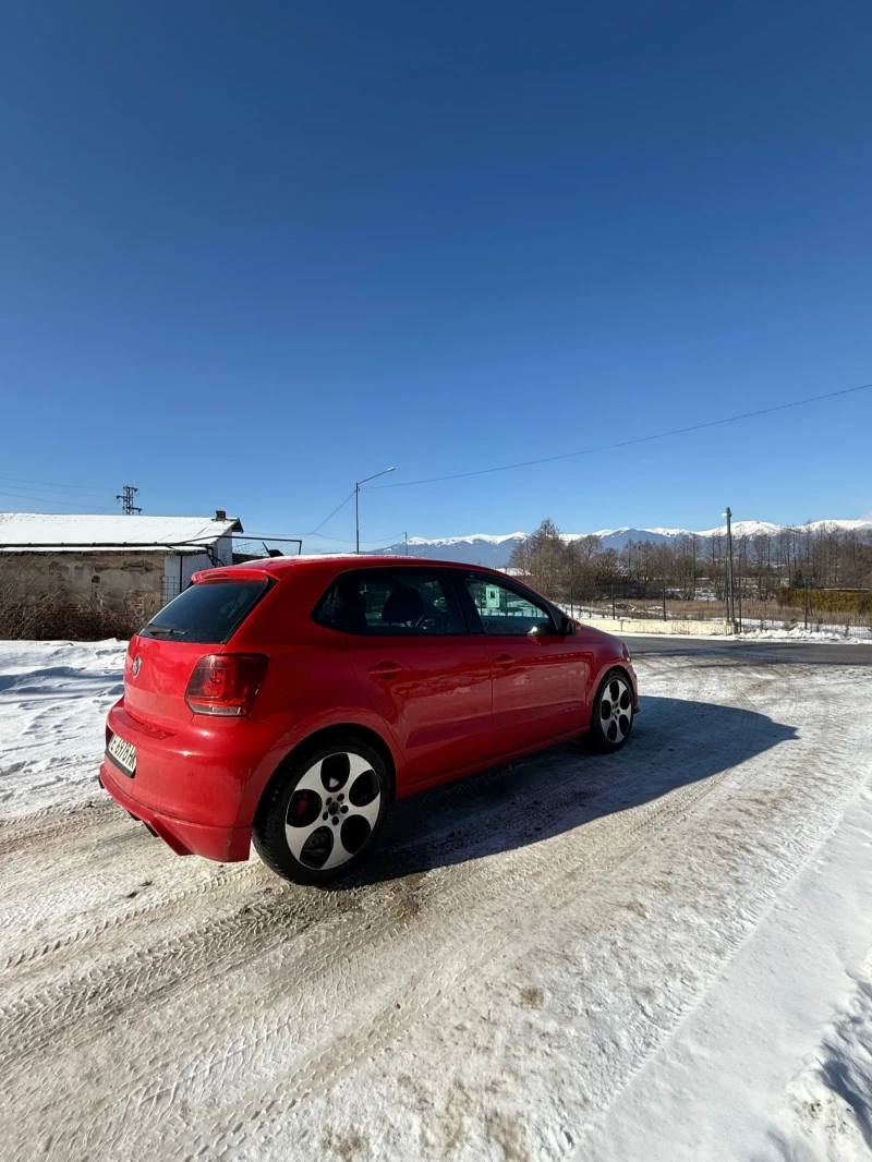VW Polo 1.6, снимка 6 - Автомобили и джипове - 53096319