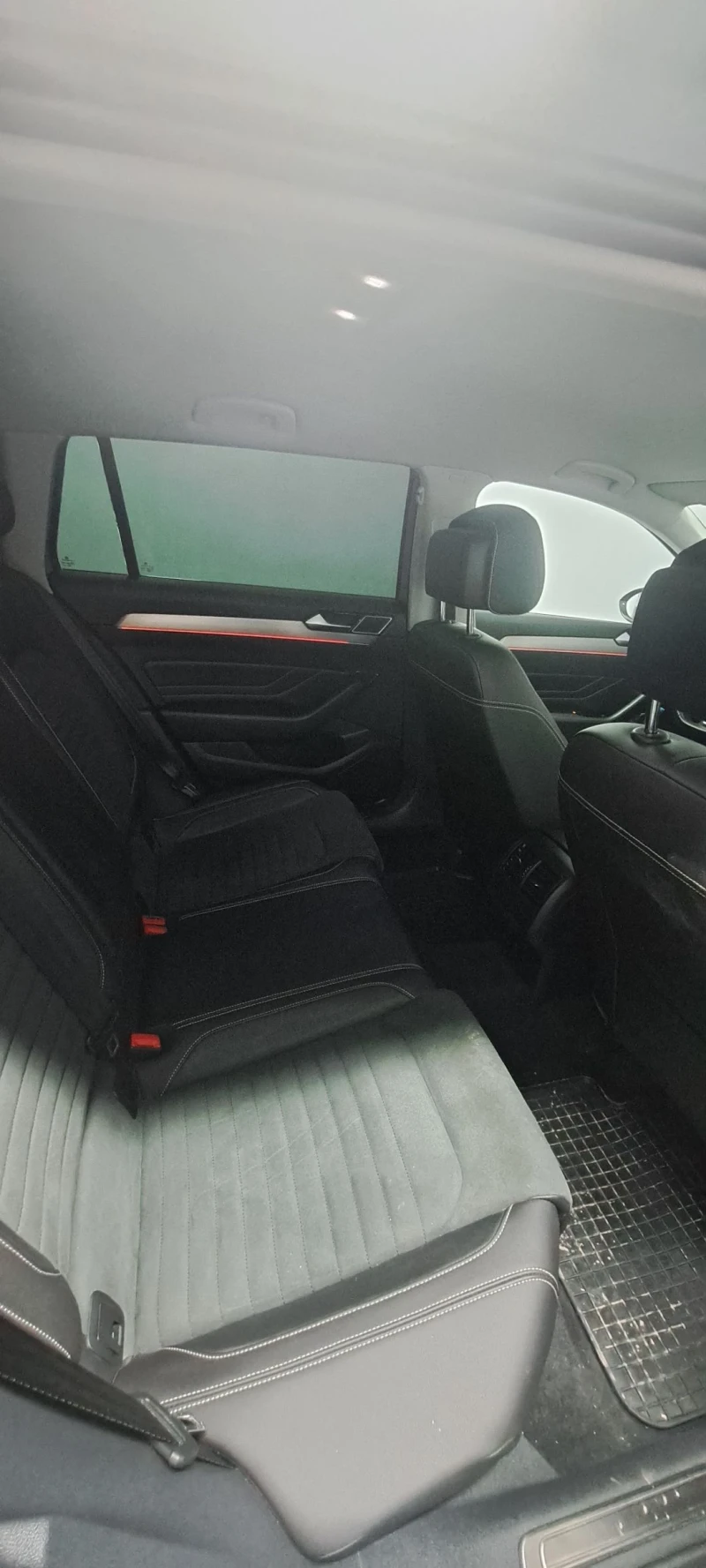 VW Passat 2.0 TDi Hingline, снимка 7 - Автомобили и джипове - 53221095