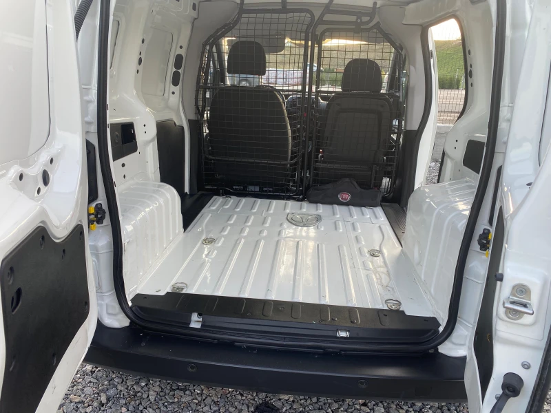 Fiat Fiorino 1, 4. 36хил нави, снимка 8 - Автомобили и джипове - 53540825