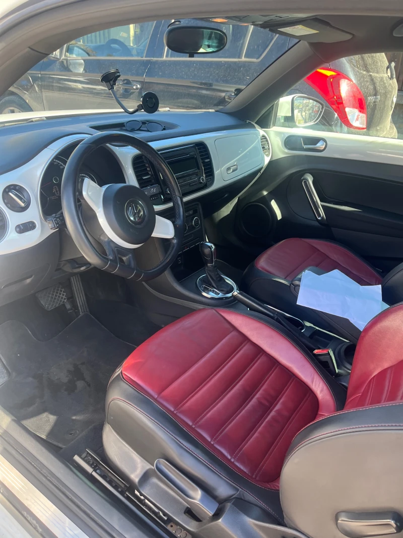 VW New beetle, снимка 4 - Автомобили и джипове - 53540893
