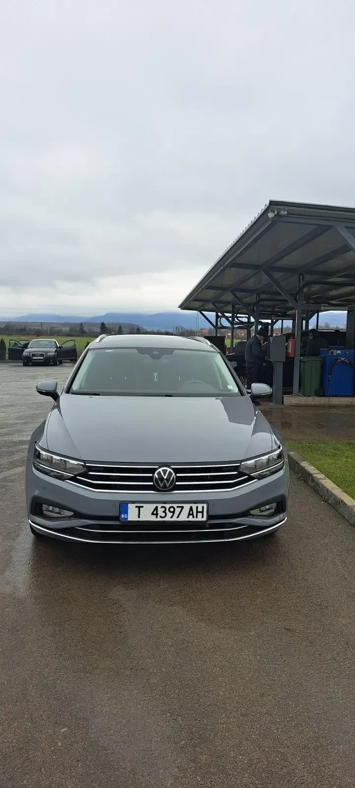 VW Passat 2.0 TDi Hingline, снимка 3 - Автомобили и джипове - 53221095