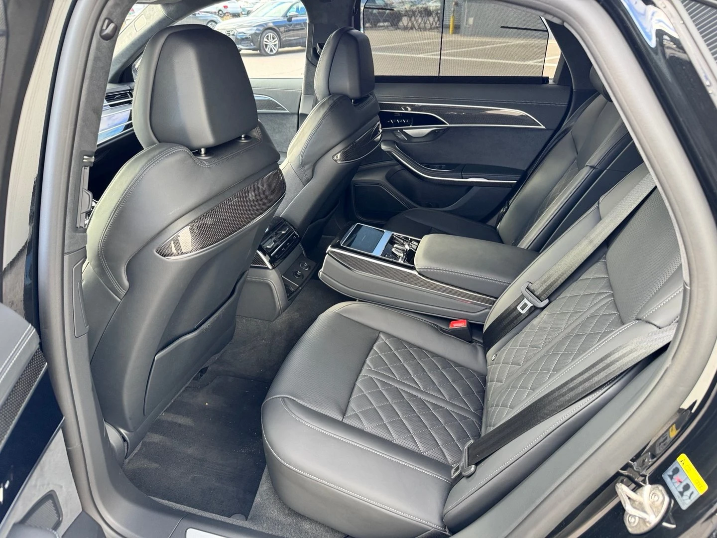 Audi A8 50 TDI quattro - изображение 9