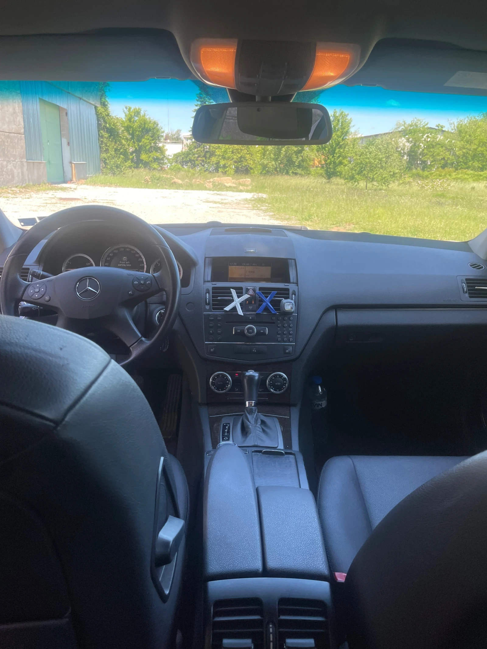 Mercedes-Benz C 320  - изображение 5