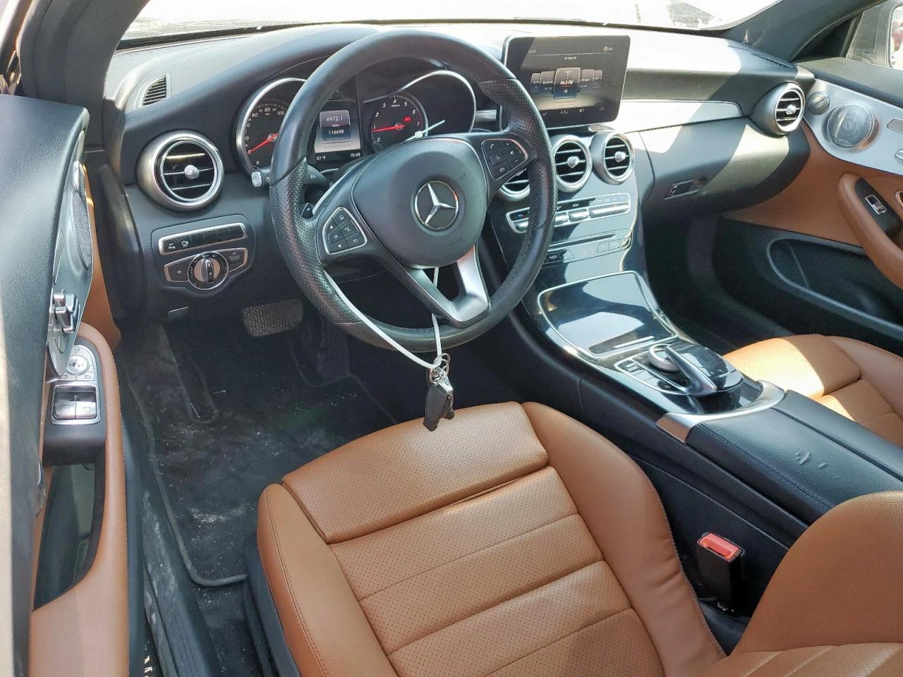 Mercedes-Benz C 300 AMG COUPE* DESIGNO* KEYLESS* BLIND SPOT* BURMESTER - изображение 8
