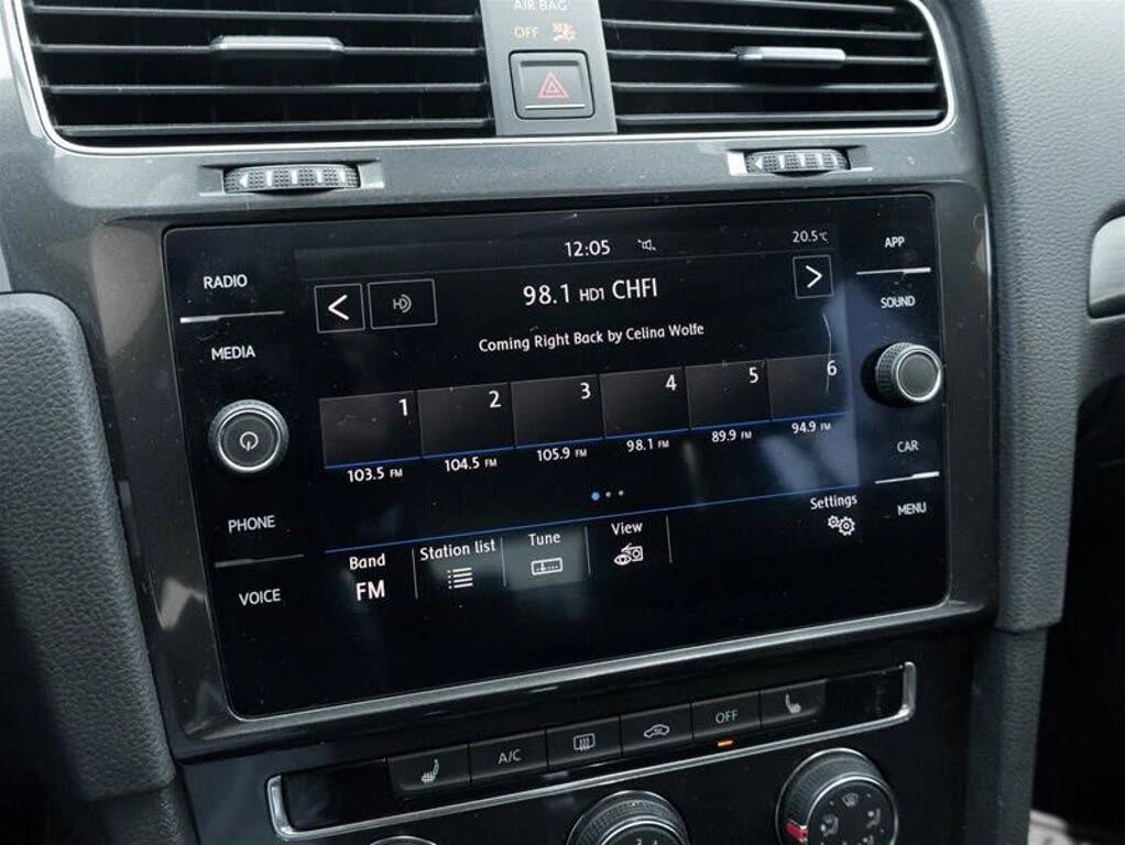 VW Golf *  *    *   *  | Mobile.bg   12