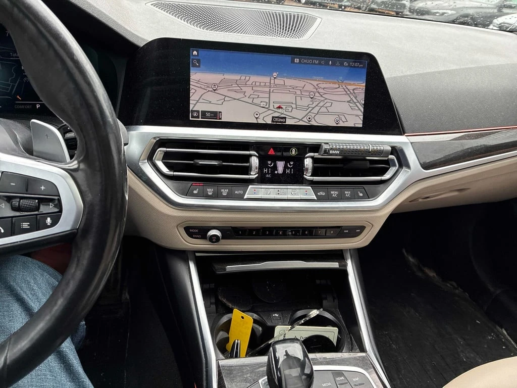 BMW 330 * 330i xDrive * CARFAX * БЕЗ ПЪРВОНАЧАЛНА ВНОСКА - изображение 9