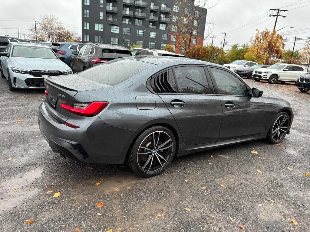 BMW 330 * 330i xDrive * CARFAX * БЕЗ ПЪРВОНАЧАЛНА ВНОСКА - изображение 3