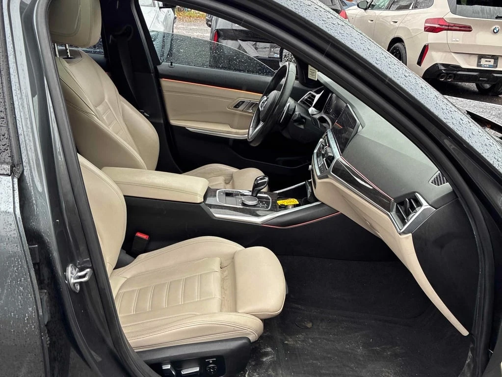 BMW 330 * 330i xDrive * CARFAX *    | Mobile.bg   17