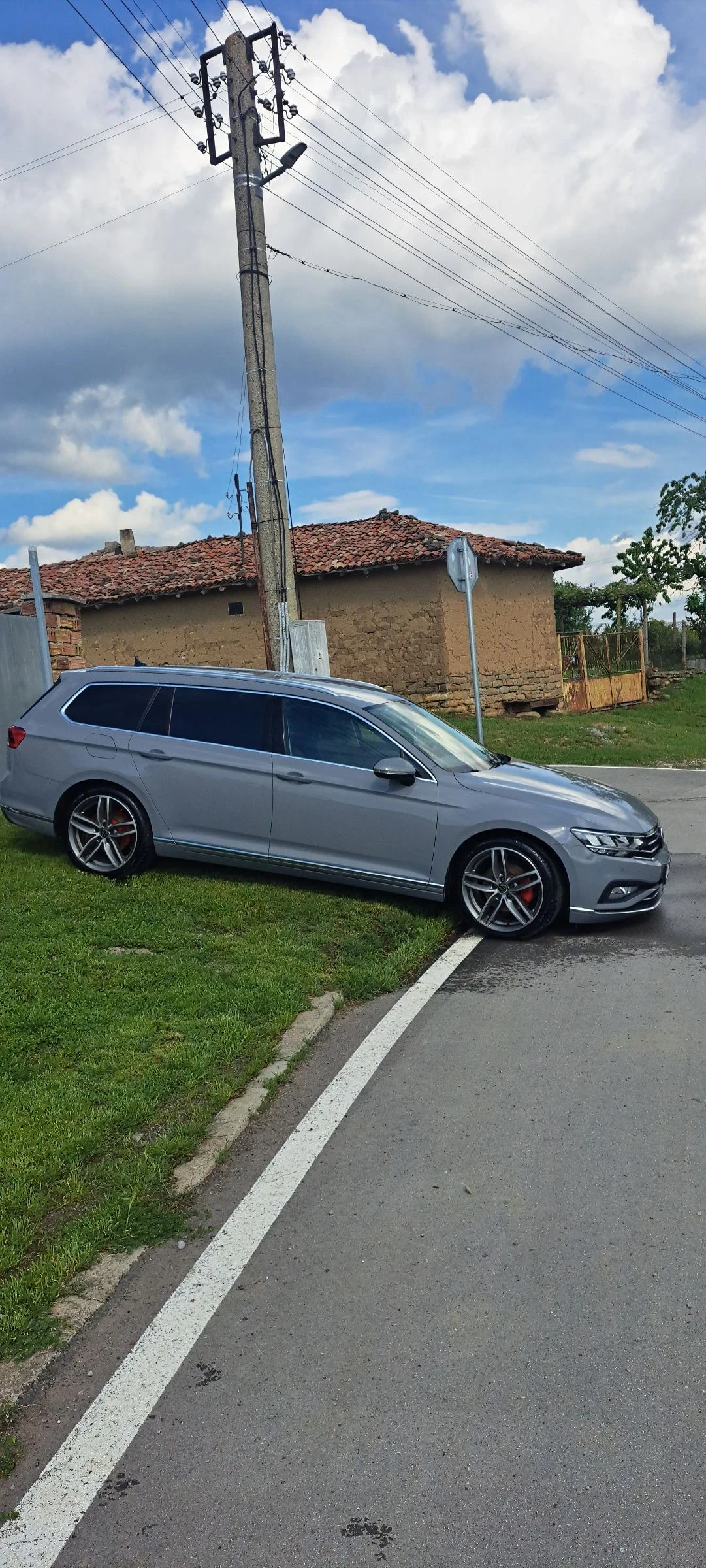 VW Passat 2.0 TDi Hingline, снимка 6 - Автомобили и джипове - 53221095