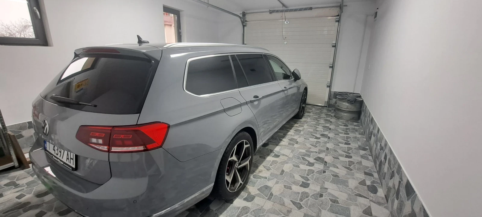 VW Passat 2.0 TDi Hingline - изображение 9