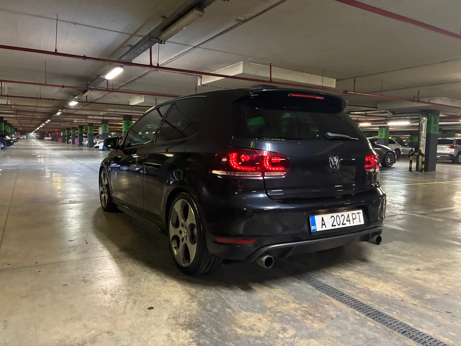 VW Golf GTI 2.0TSI, снимка 4 - Автомобили и джипове - 55094791