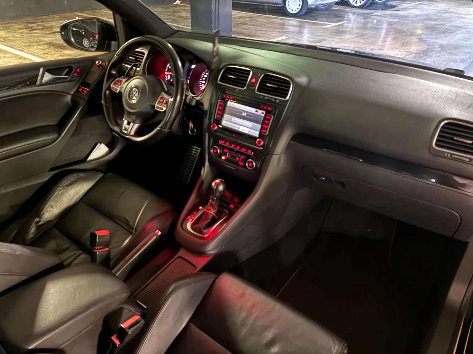 VW Golf GTI 2.0TSI, снимка 7 - Автомобили и джипове - 55094791