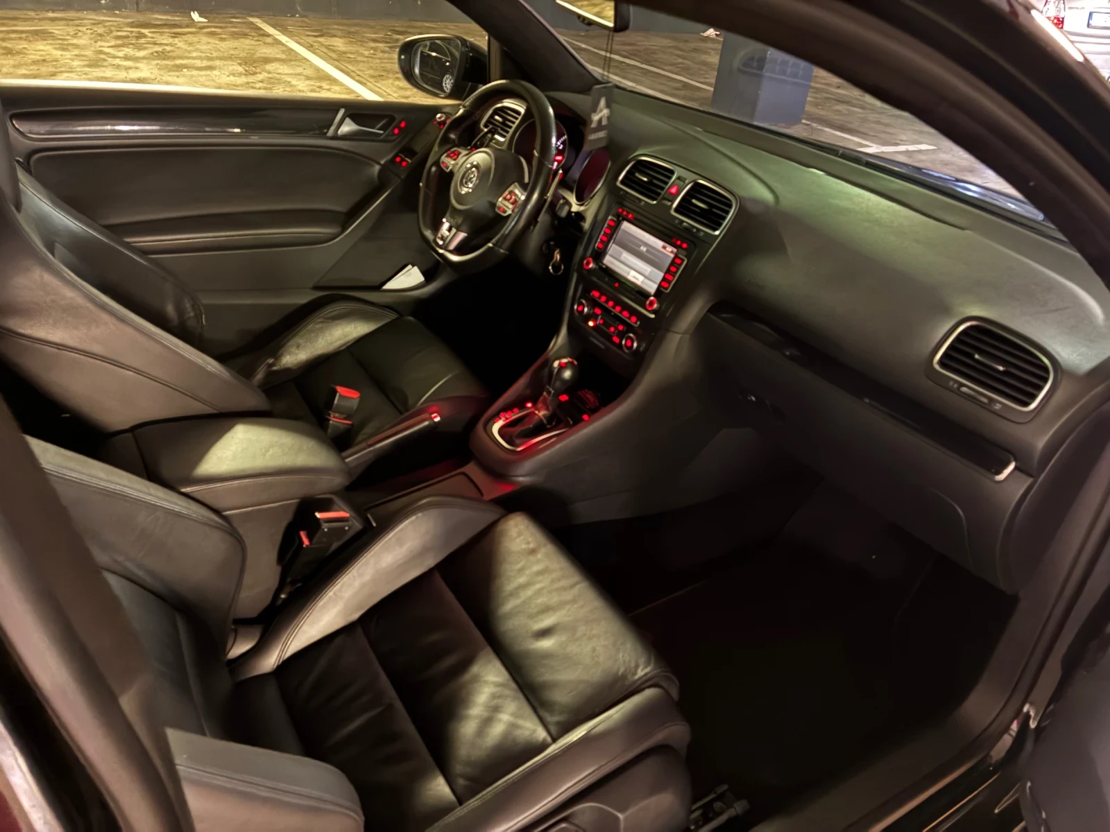 VW Golf GTI 2.0TSI, снимка 8 - Автомобили и джипове - 55094791