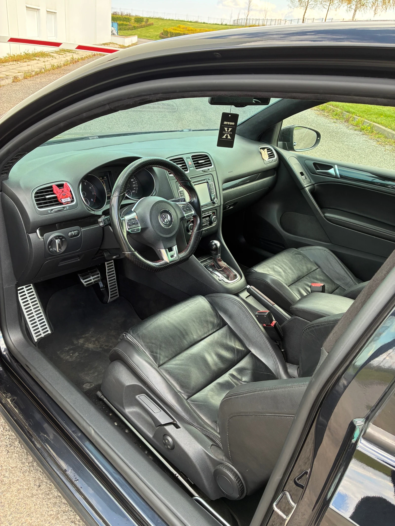 VW Golf GTI 2.0TSI, снимка 6 - Автомобили и джипове - 53671457