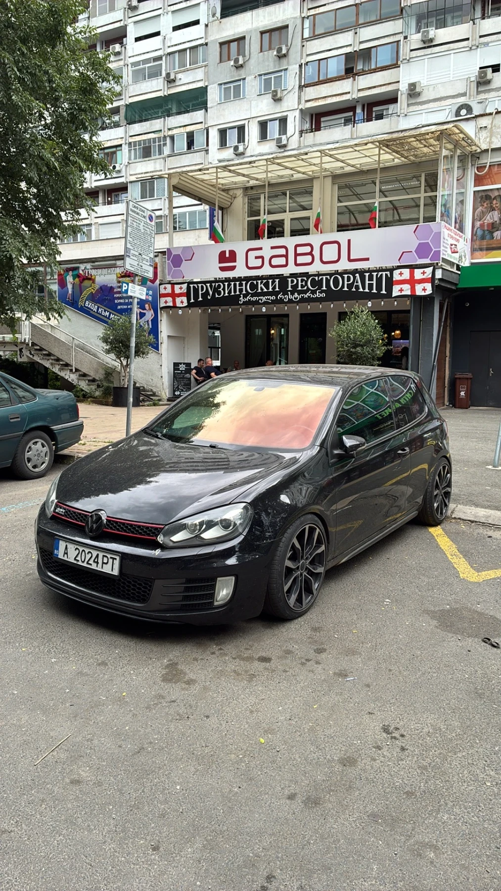 VW Golf GTI 2.0TSI