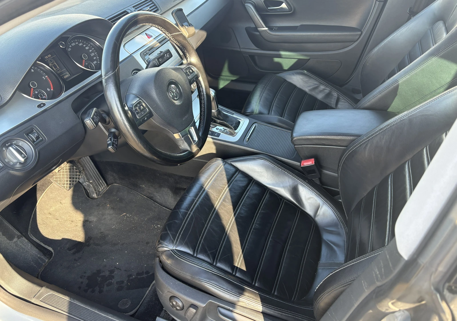 VW CC 2.0TDI ACC, снимка 7 - Автомобили и джипове - 54247593