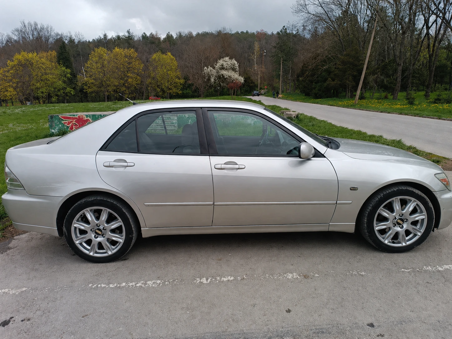 Lexus IS 200, снимка 5 - Автомобили и джипове - 54355728