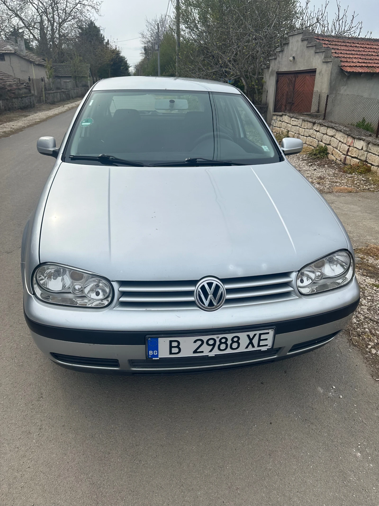 VW Golf