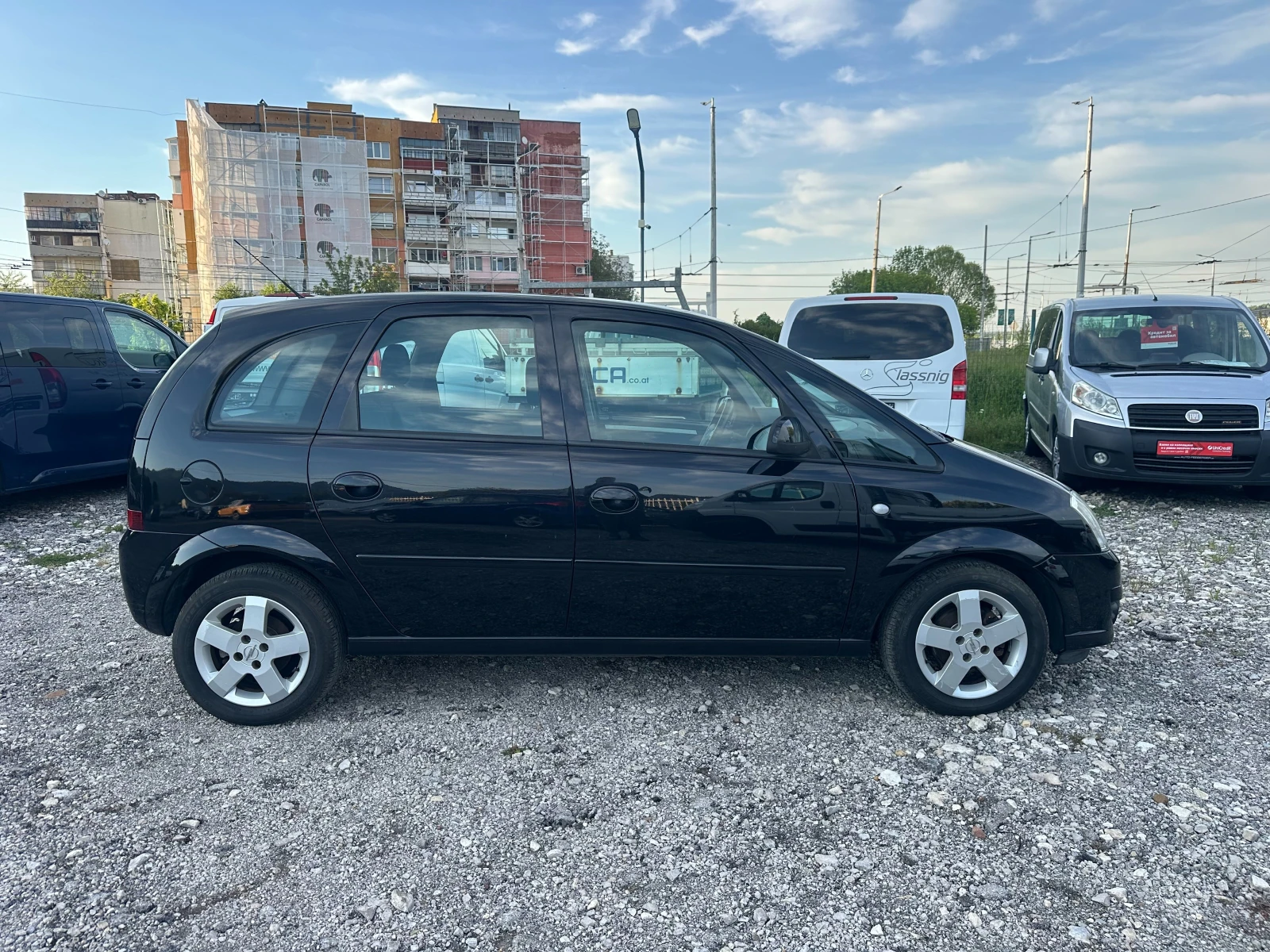 Opel Meriva 1.4i 90kc, снимка 6 - Автомобили и джипове - 54423312