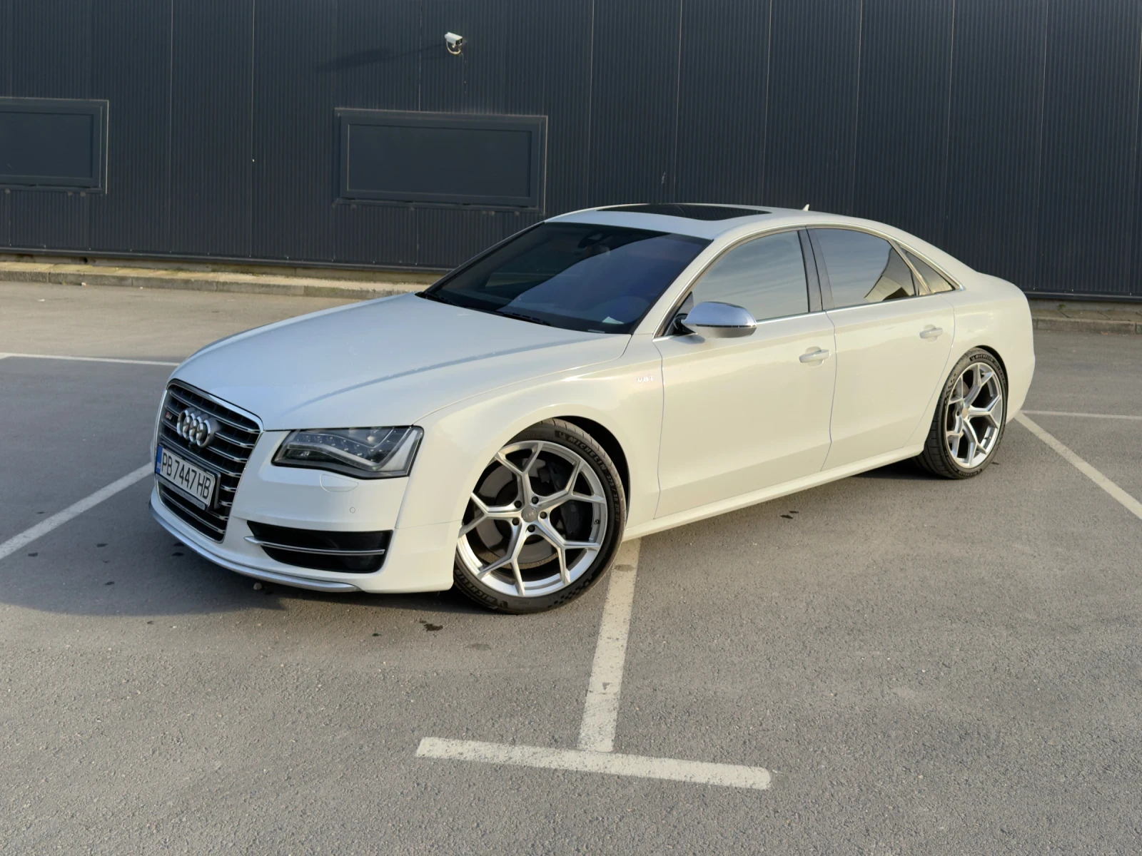 Audi S8 Реални км 