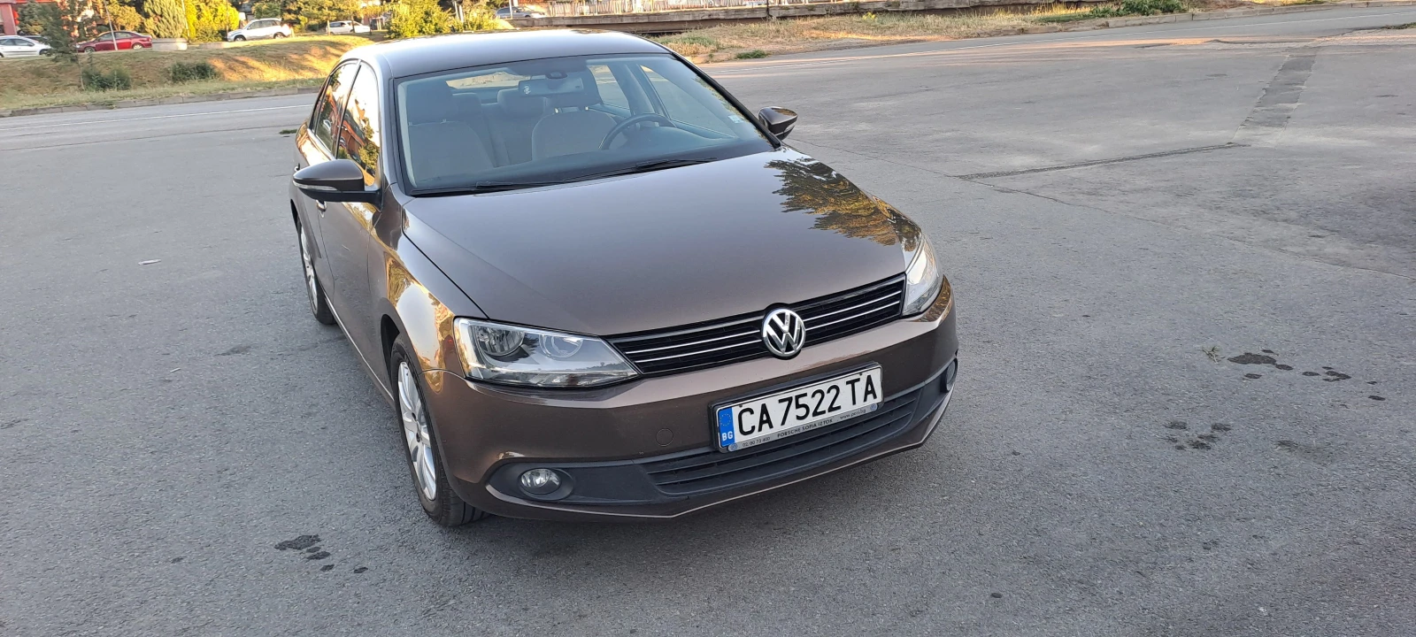 VW Jetta 1.2 TSI (105 кс), снимка 3 - Автомобили и джипове - 55159397