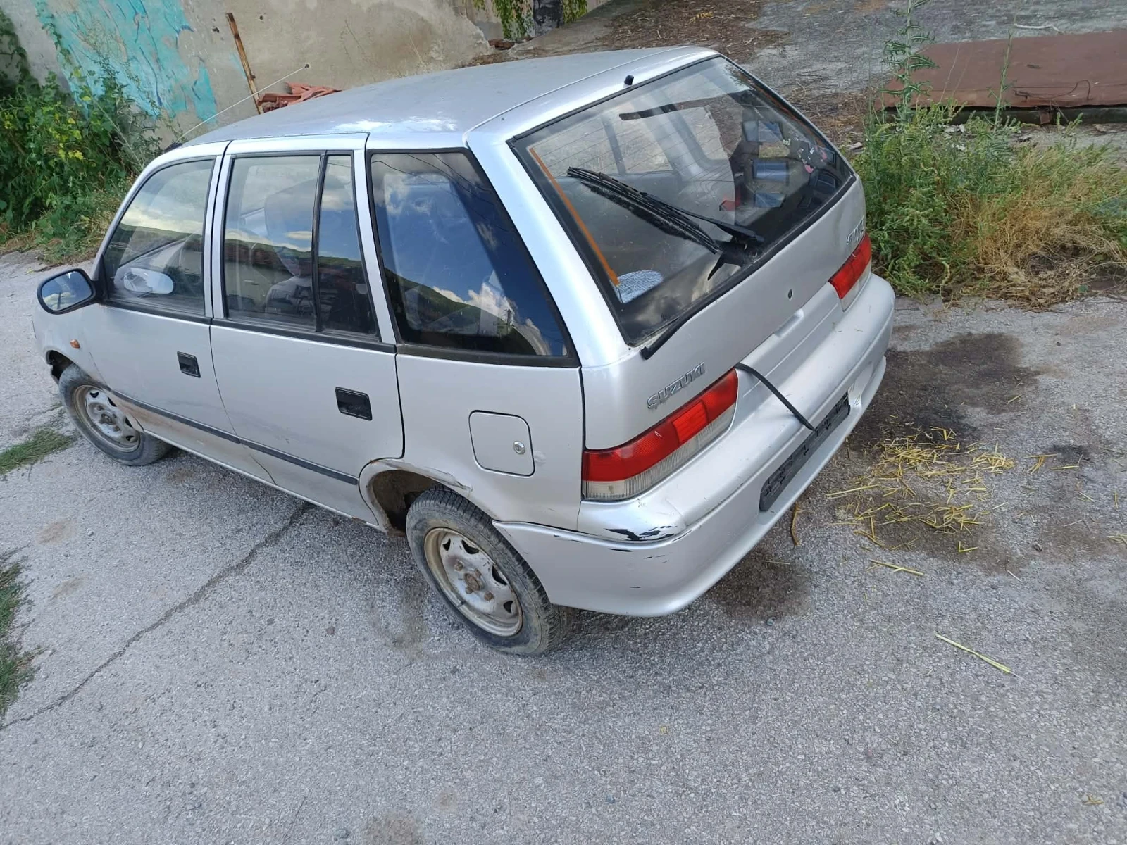 Suzuki Swift 1.3 benzin, снимка 2 - Автомобили и джипове - 55222049