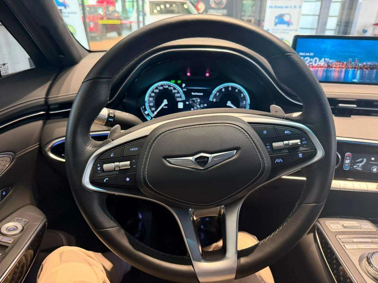 Genesis GV70 3.5T Sport Plus / Кожа / Пано / ЦЕНА до БГ, снимка 14 - Автомобили и джипове - 55408861