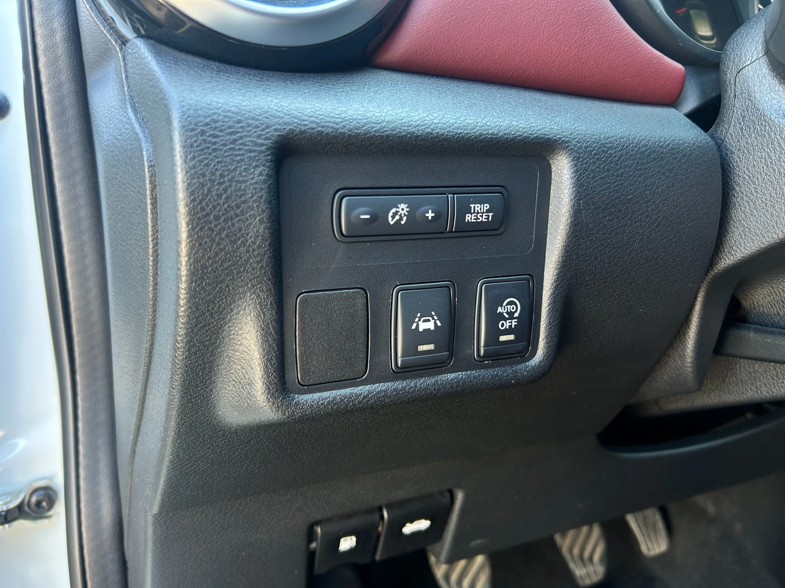 Nissan Micra Tekna 6M/T, снимка 6 - Автомобили и джипове - 55477731