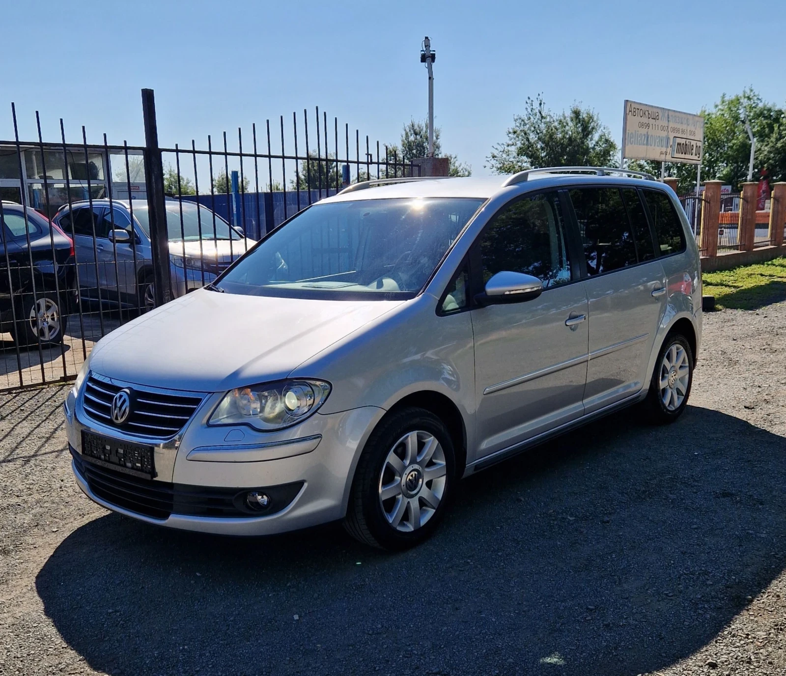 VW Touran 1.9TDI/FULL/, снимка 2 - Автомобили и джипове - 55498574