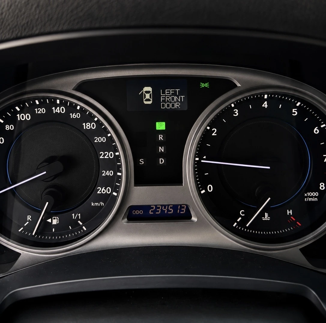 Lexus IS 250, снимка 10 - Автомобили и джипове - 55575724