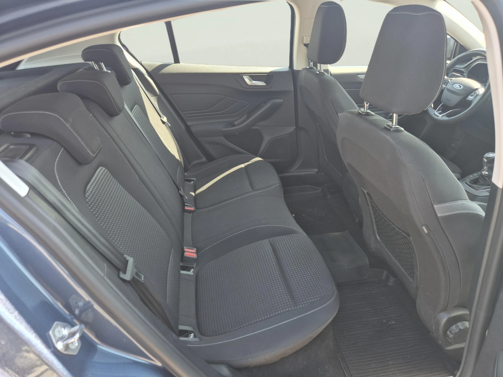 Ford Focus 1.0 EcoBoost, снимка 9 - Автомобили и джипове - 55579716