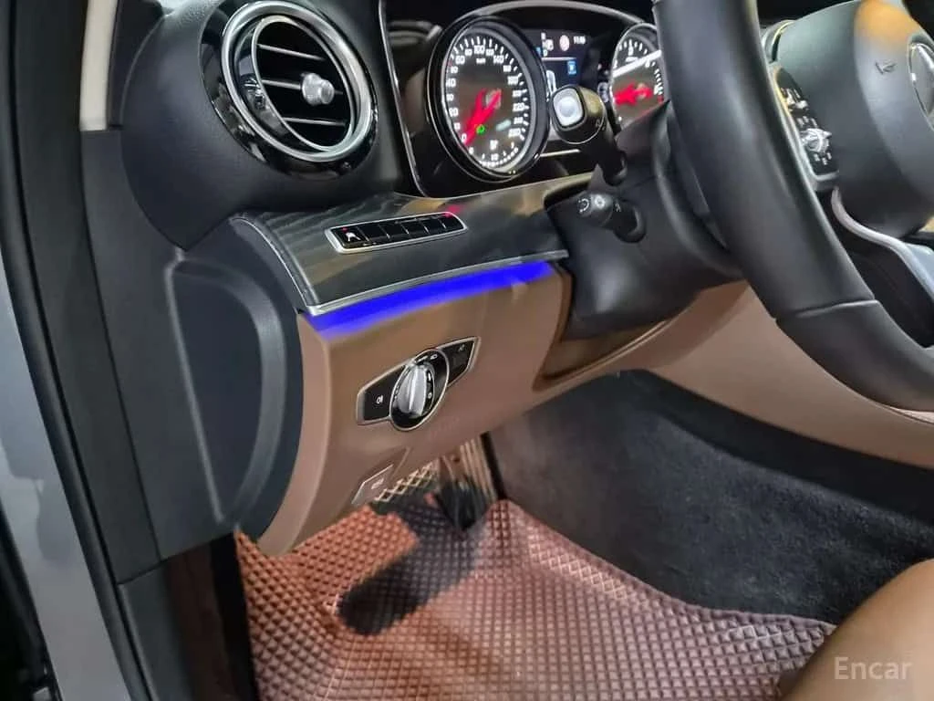 Mercedes-Benz E 220 * E220d Avantgarde * ЦЕНА ДО БГ, снимка 9 - Автомобили и джипове - 55627498