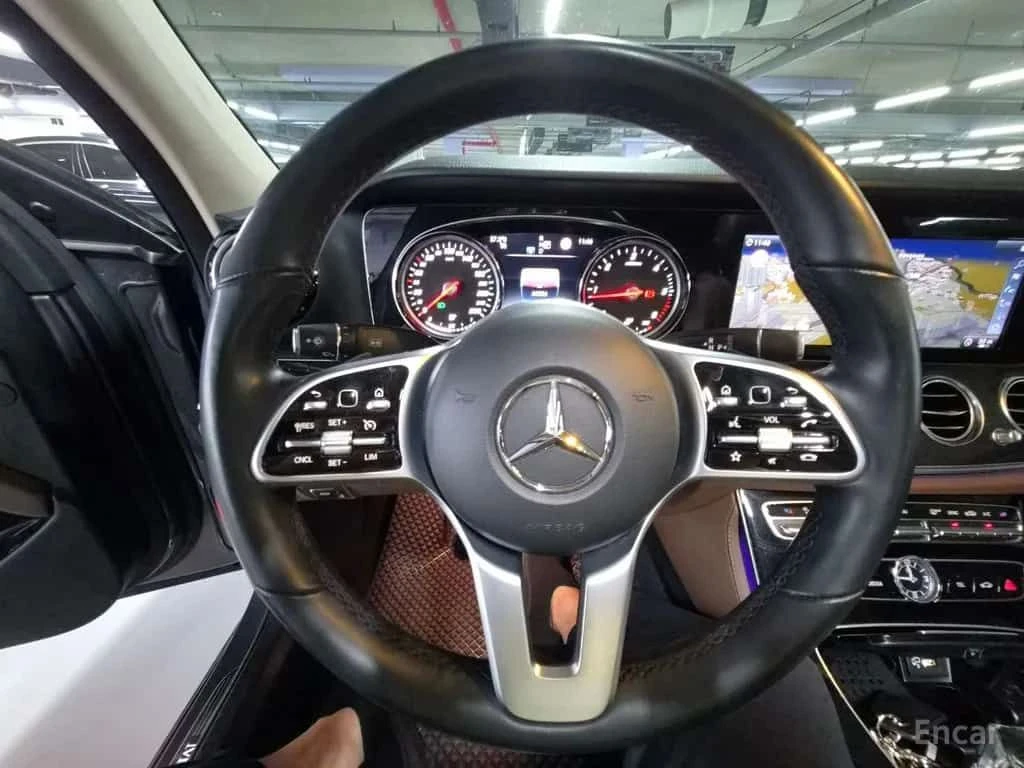 Mercedes-Benz E 220 * E220d Avantgarde * ЦЕНА ДО БГ, снимка 11 - Автомобили и джипове - 55627498