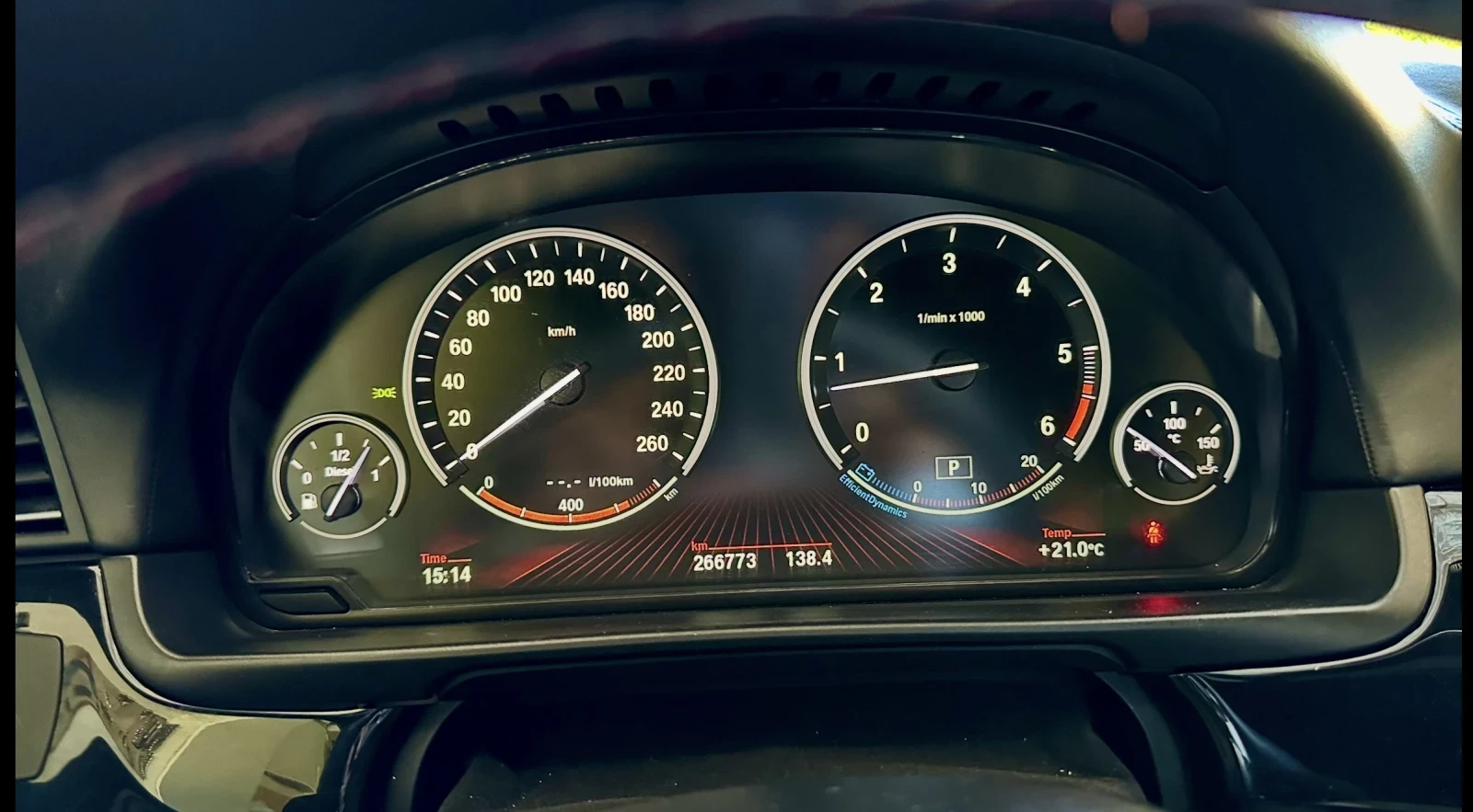 BMW 530 530XD, снимка 14 - Автомобили и джипове - 55650005