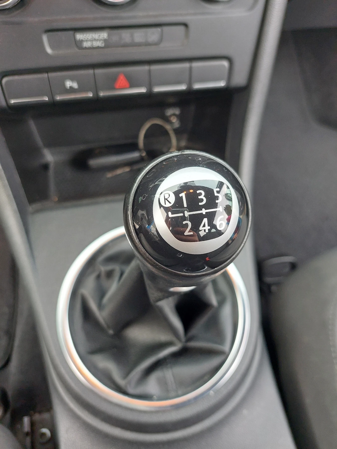 VW New beetle 1.2 TSI реални километри, снимка 6 - Автомобили и джипове - 55792573