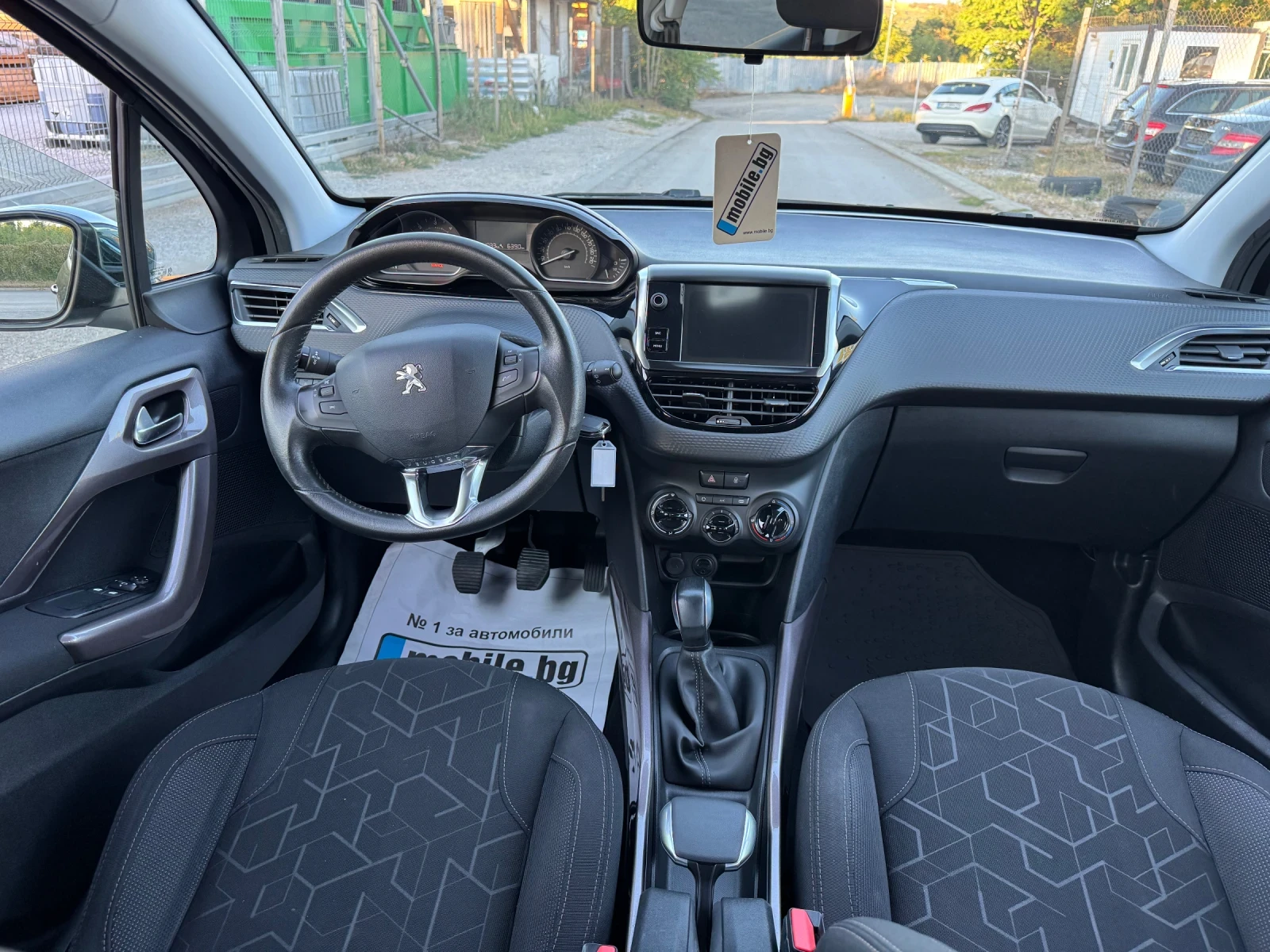 Peugeot 2008 1.6hdi style , снимка 13 - Автомобили и джипове - 55943190