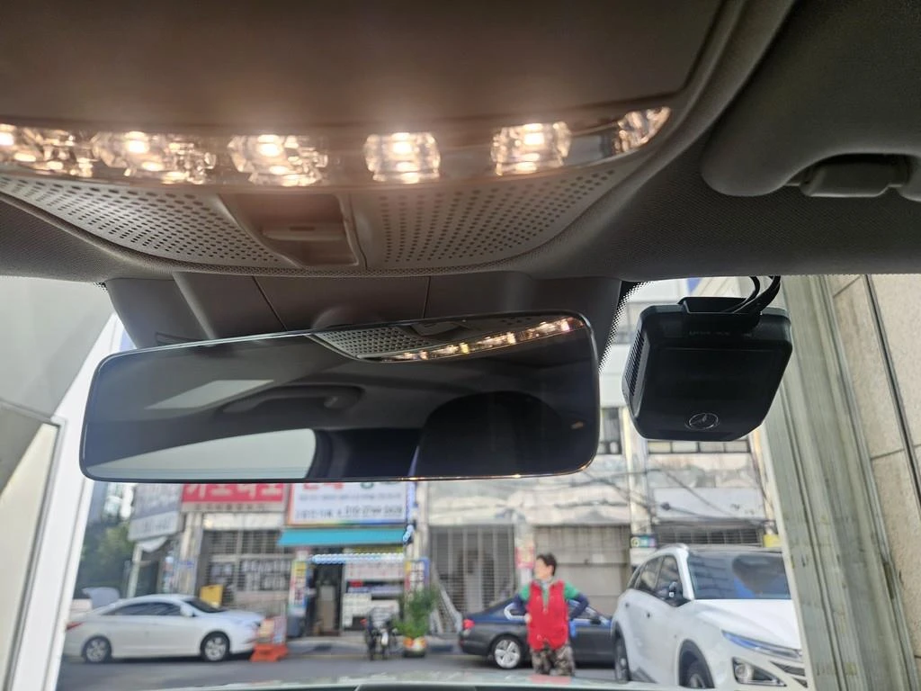 Mercedes-Benz CLS 400 BLIND SPOT* 360* ЕЛ. БАГАЖНИК* HUD* КРАЙНА ЦЕНА, снимка 9 - Автомобили и джипове - 55982491