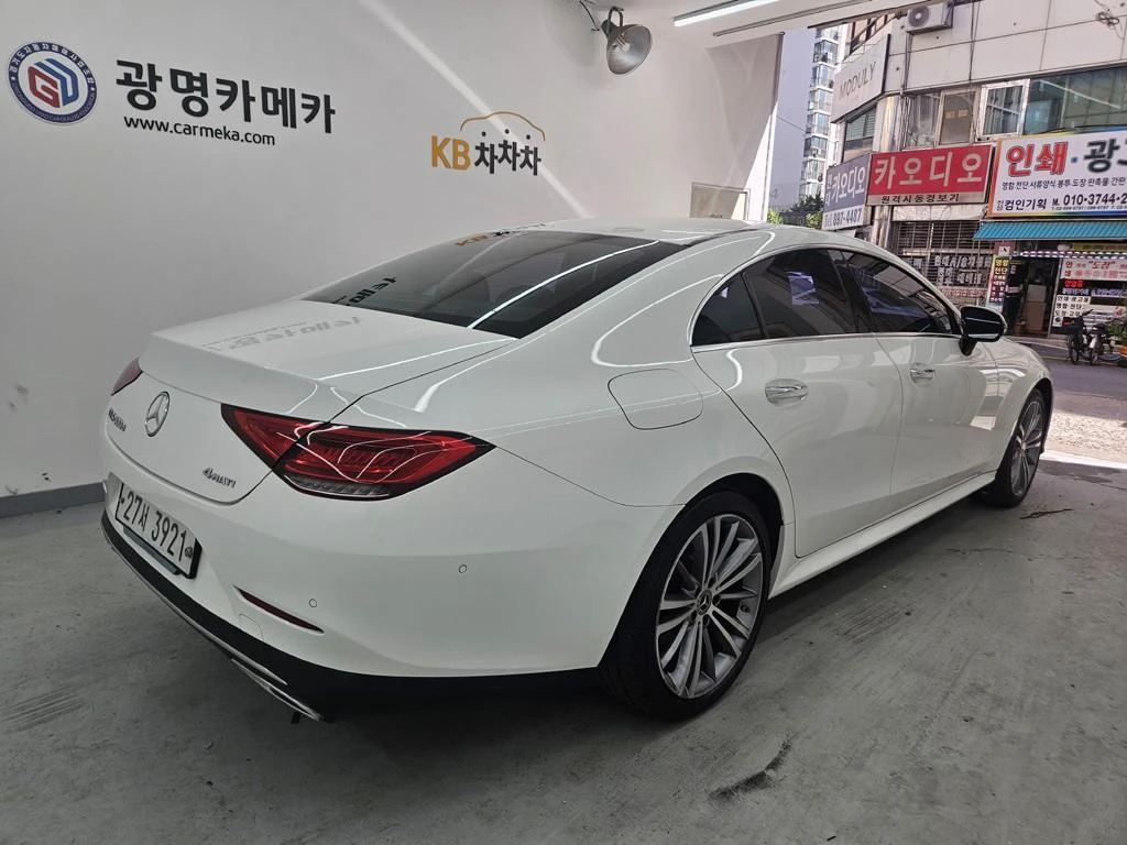 Mercedes-Benz CLS 400 BLIND SPOT* 360* ЕЛ. БАГАЖНИК* HUD* КРАЙНА ЦЕНА, снимка 4 - Автомобили и джипове - 55982491