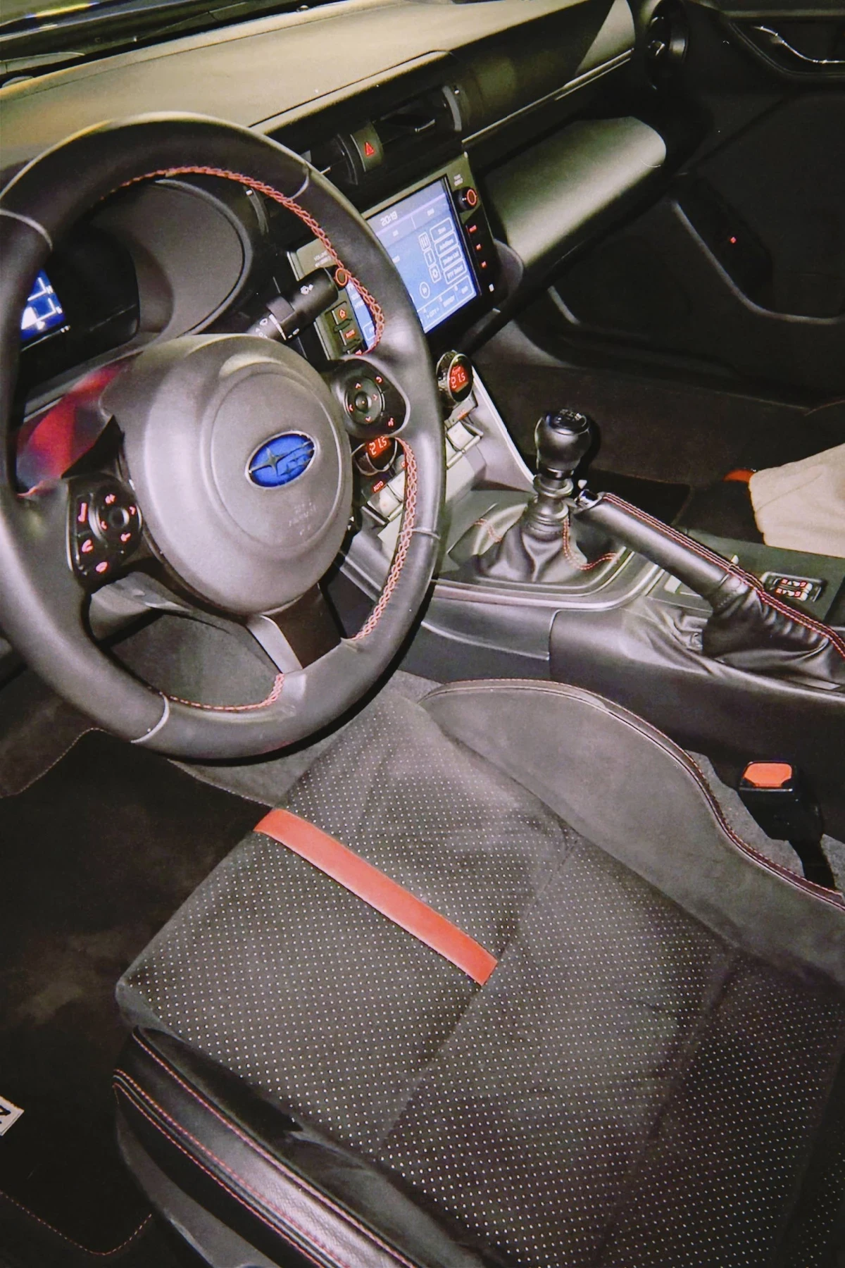 Subaru BRZ 2.4 EU !!!, снимка 10 - Автомобили и джипове - 56037980