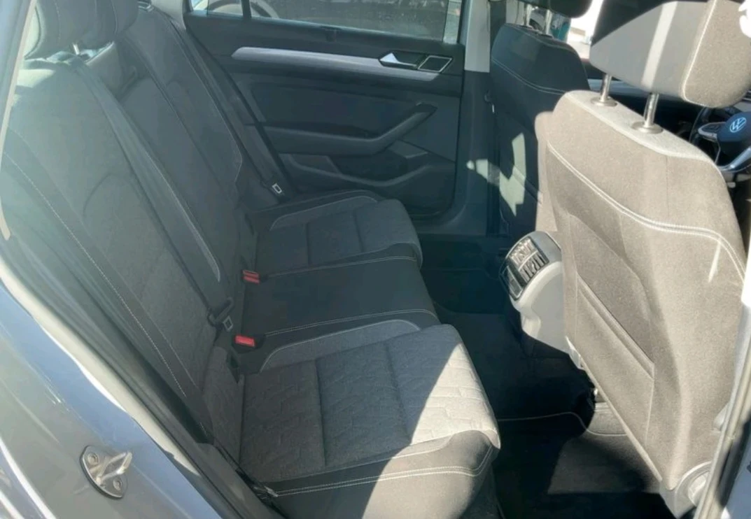VW Passat 2.0 TDI 150к.с., снимка 15 - Автомобили и джипове - 56643083