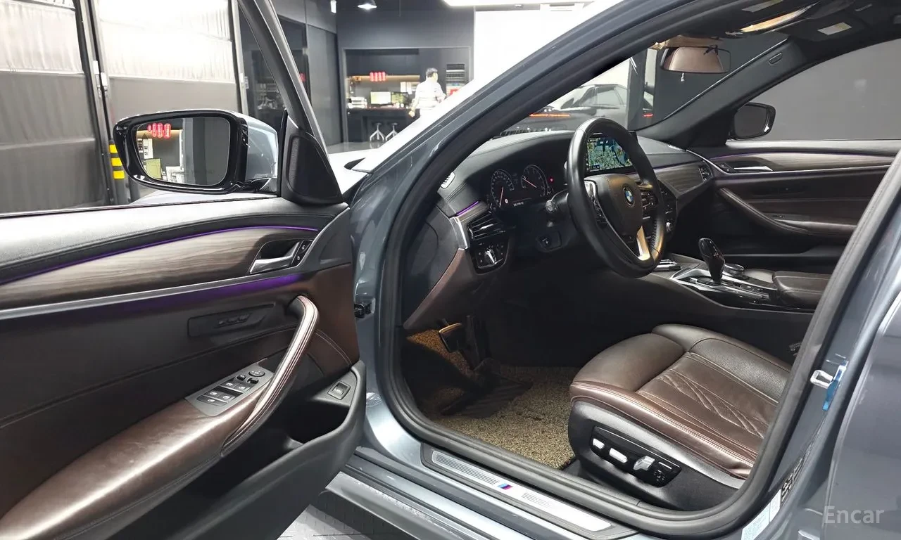 BMW 520 d xDrive M Sport+ * 360* HUD* ����� | Mobile.bg � ����������� 16
