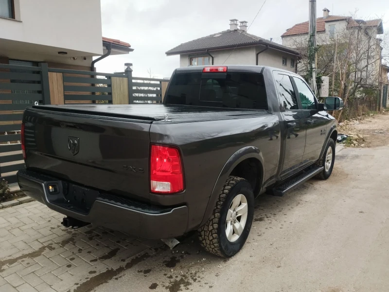 Dodge RAM 1500 Пикап, снимка 16 - Автомобили и джипове - 52708956