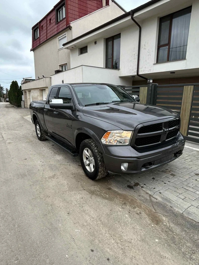 Dodge RAM 1500 Пикап, снимка 3 - Автомобили и джипове - 52708956