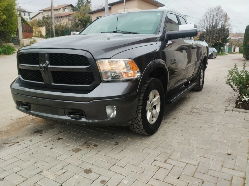 Dodge RAM 1500 Пикап, снимка 13 - Автомобили и джипове - 52708956