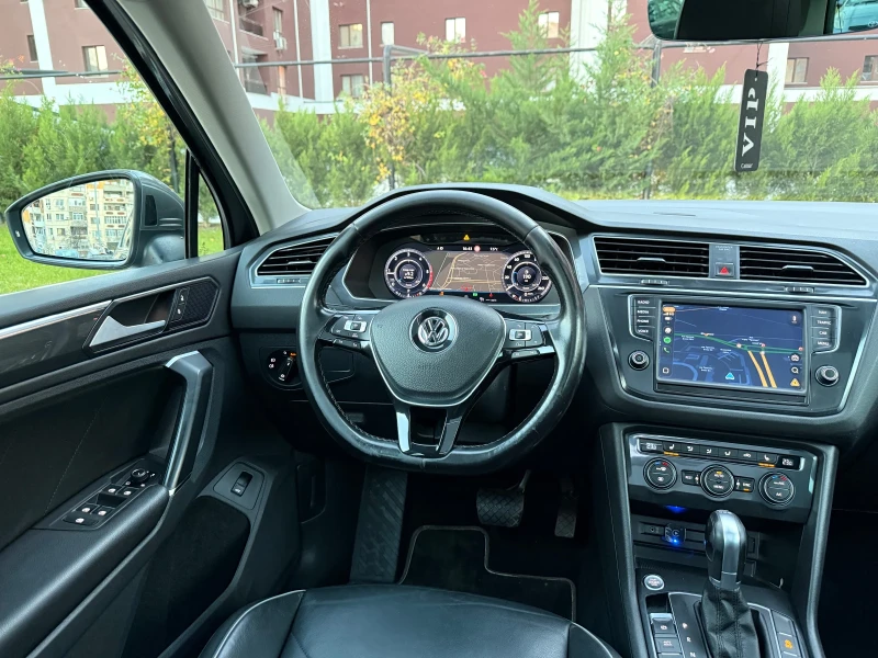 VW Tiguan 4Motion/Digital/Assist/PANO/FullLED/KEYGO, снимка 7 - Автомобили и джипове - 52806116