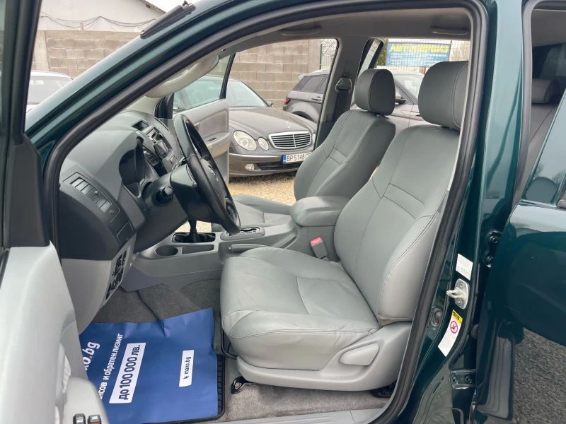 Toyota Hilux, снимка 14 - Автомобили и джипове - 52895918